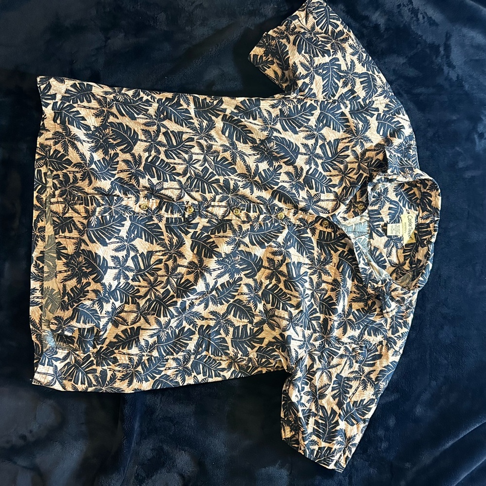 Men's Blue Leaf Print Casual Button Down Shirt